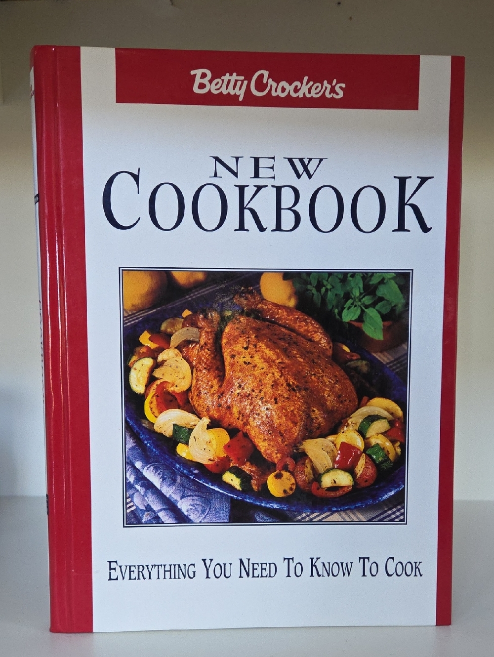 Vintage Betty Crocker New Cookbook | Hardcover